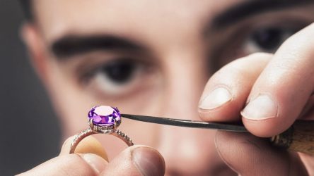 How to select quality gemstone jewelry