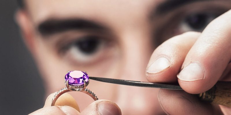 How to select quality gemstone jewelry